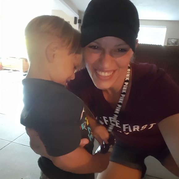 Meet your posher - Picture 6 of 8